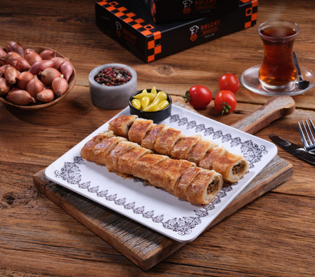 Kıymalı Kol Böreği